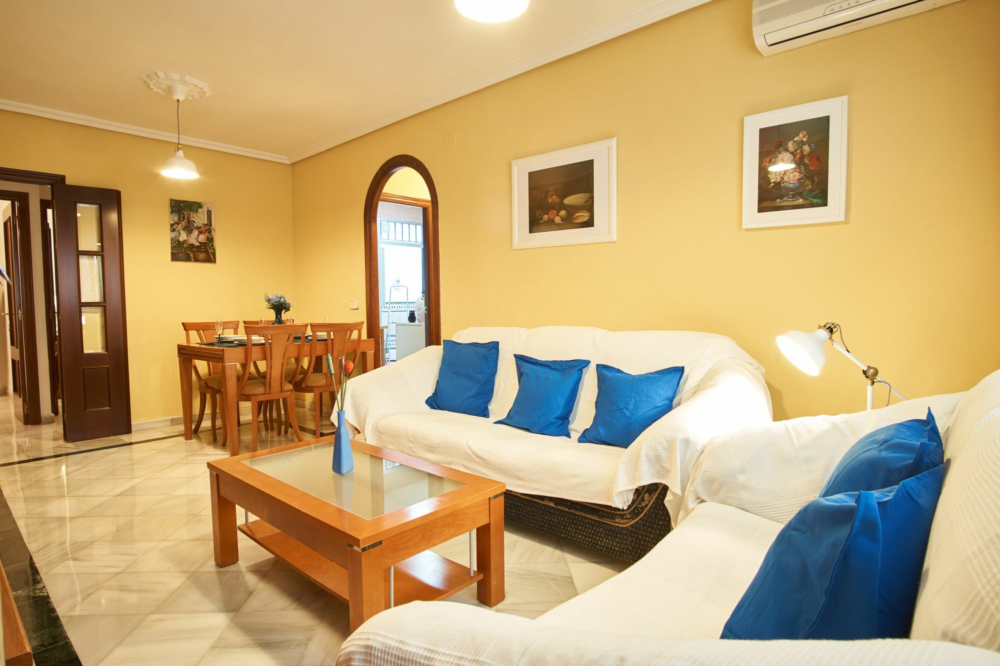 Apartamento Amplio En Casco Historico *